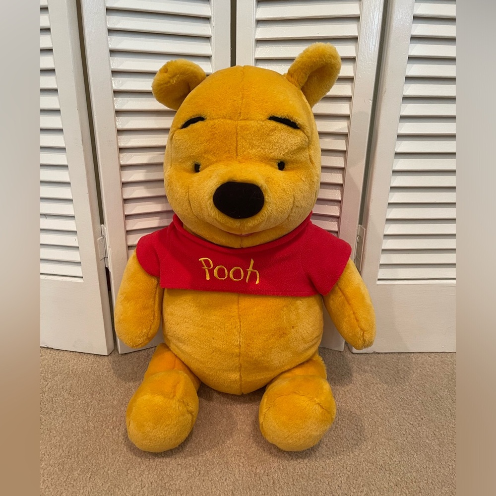 Large Talking Winnie Pooh Bear - Disney - Stuffed Animal - Toy